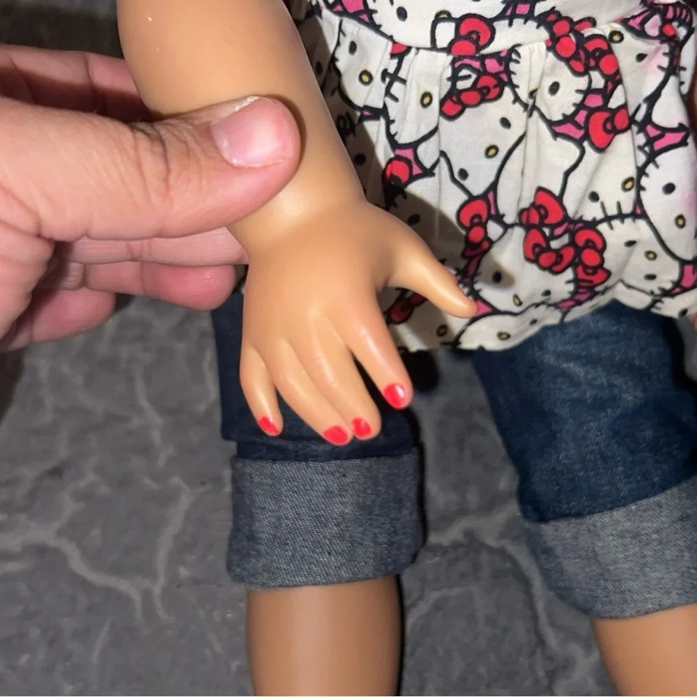 AMERICAN GIRL 18” Doll With Hello Kitty Top